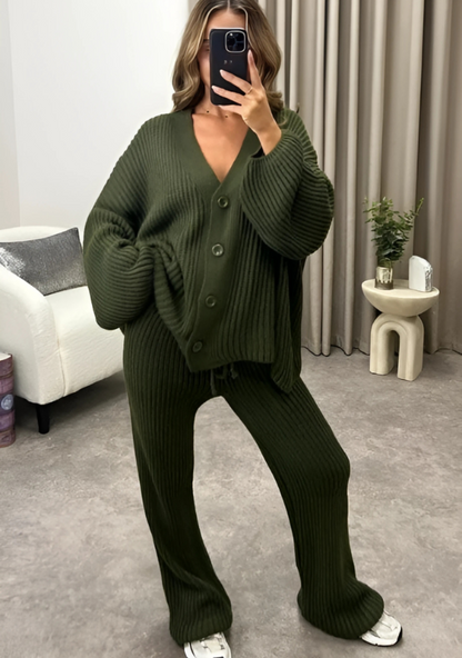 Everyday Luxe Ribbed Lounge Set