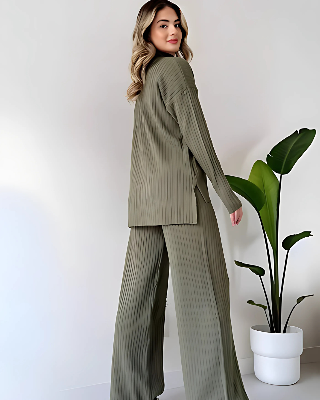 CHICH TURTLENECK CO - ORD SET